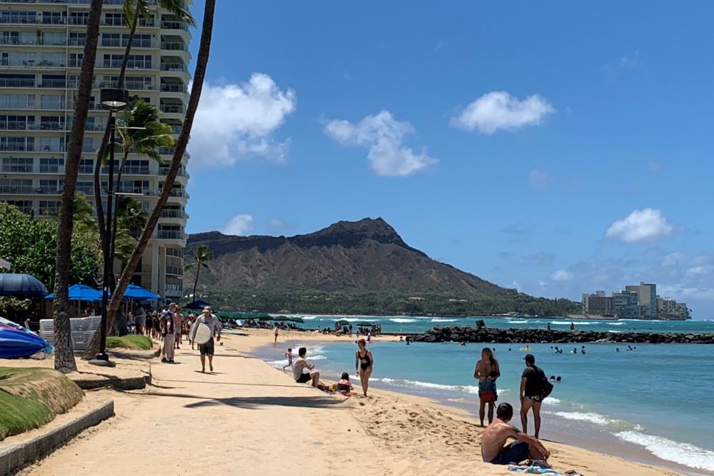 Pleasant Holidays, Journese Launch Advisor Incentive for Hawaii Sales