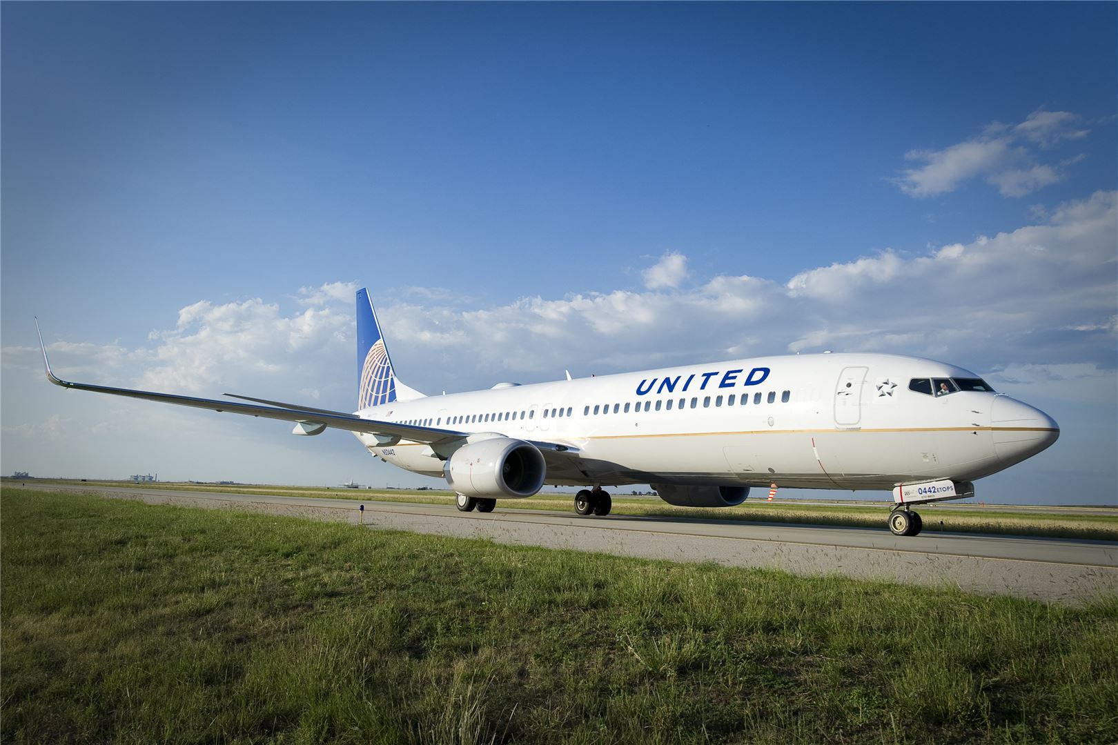 United Flight Attendants Vote to Strike, Though It&#8217;s Still Unlikely