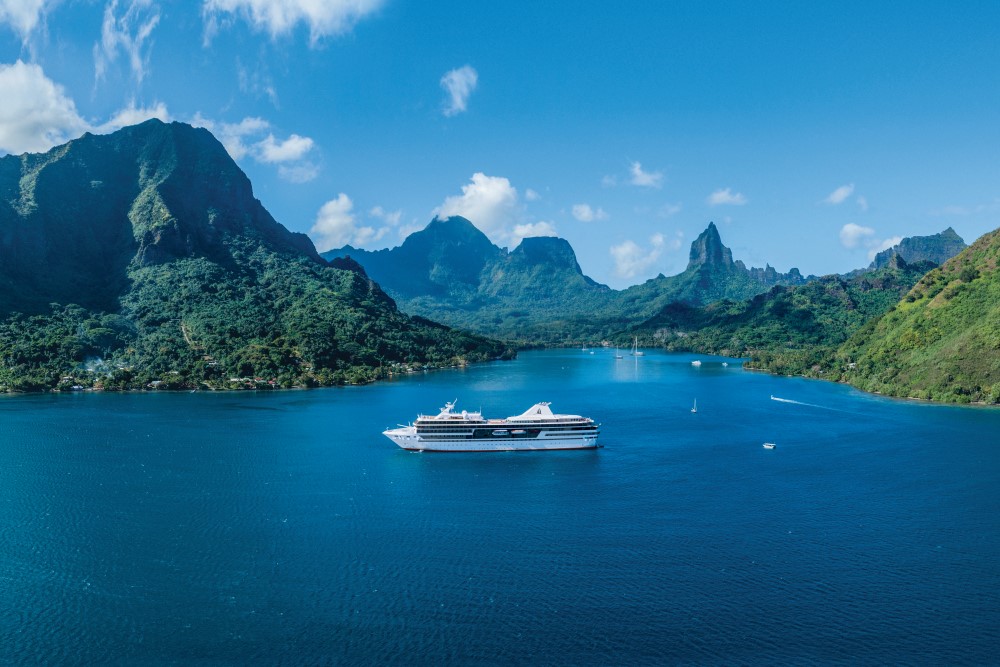 The MS Paul Gauguin cruise ship in Moorea