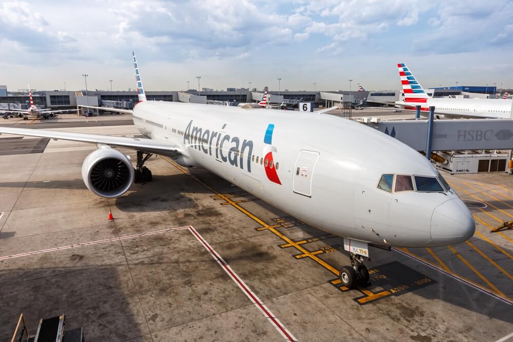 American Airlines plane taxing