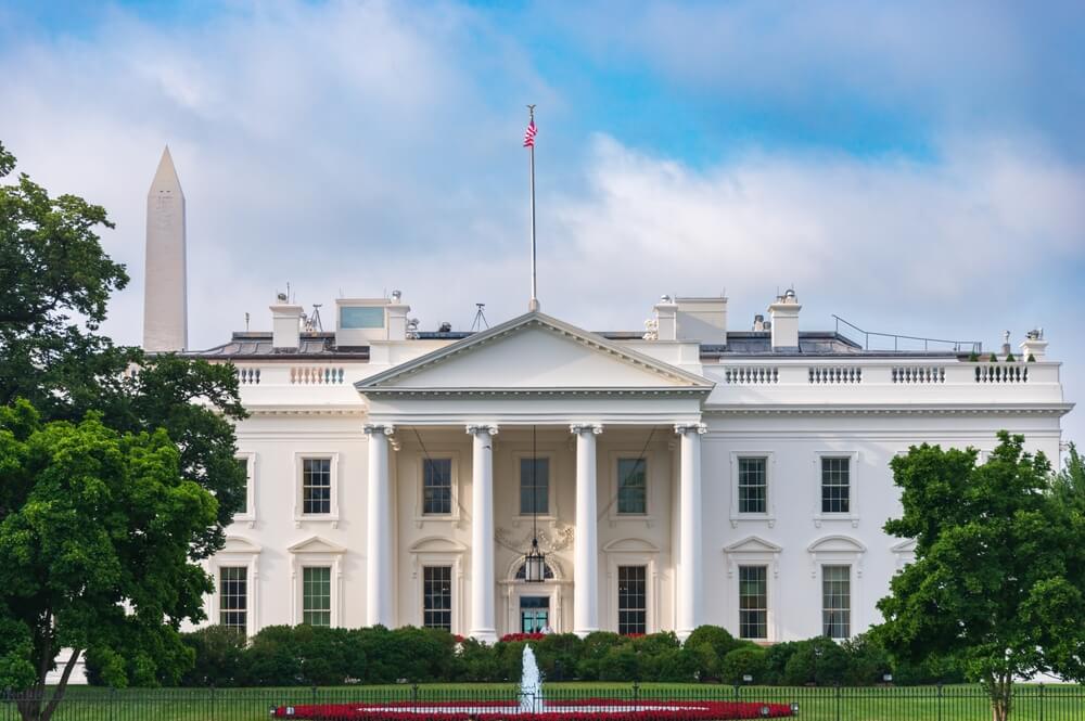 Front view of The White House in Washington D.C.