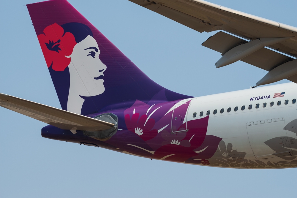 Hawaiian Airlines plane flying