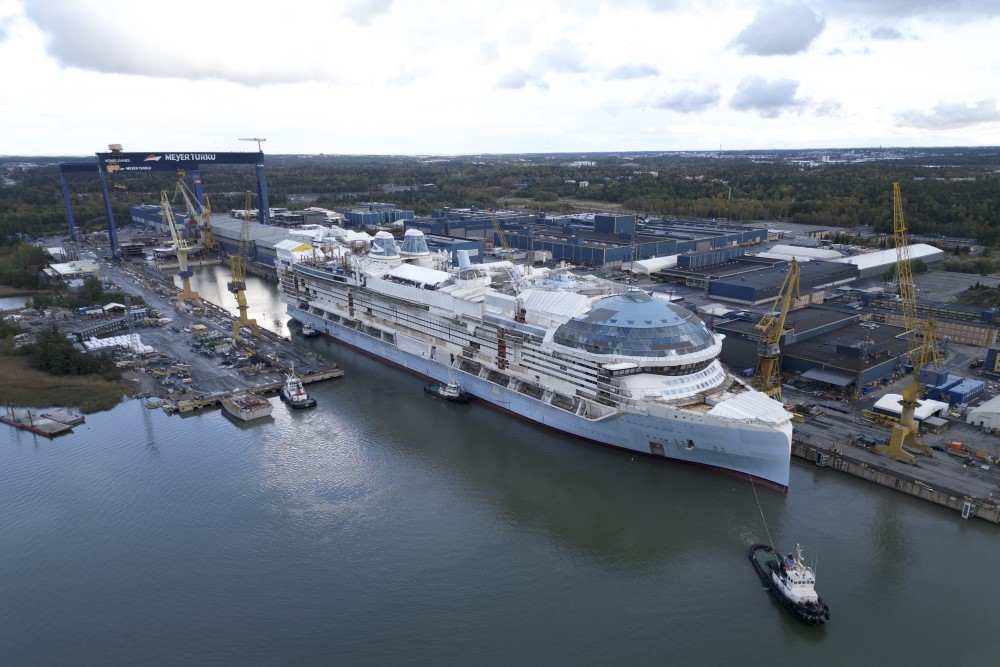 star of the seas cruise ship under construction